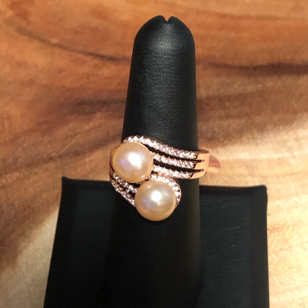 Freshwater Pearl Peach, Simulated White Diamond - Picture 8 of 8